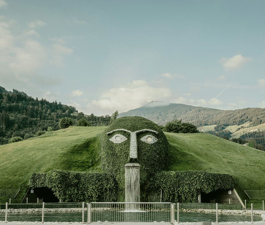 der-riese-kristallwelten-swarovski-kristallwelten